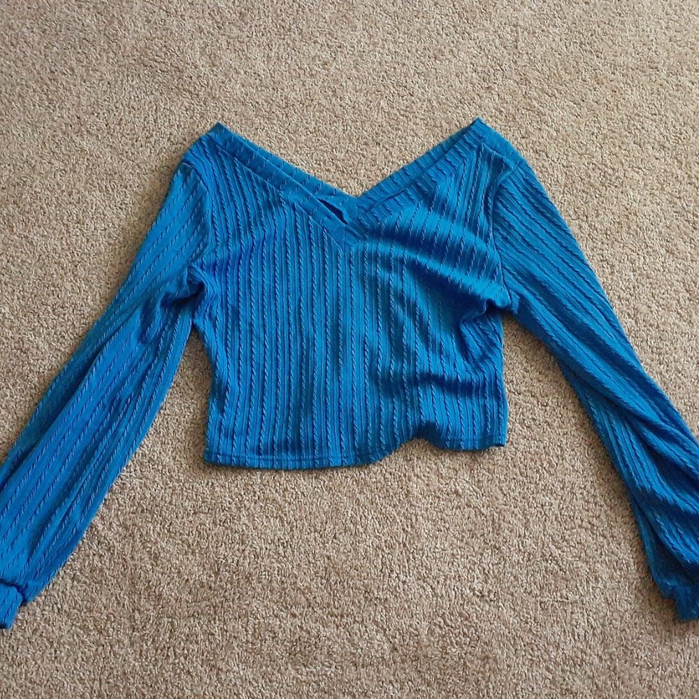 Cropped sweater